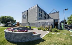 Hotel And Suites le Dauphin Quebec